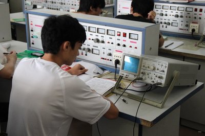 机电工程系学生技能大赛技术培训 培养卓越工程师的摇篮